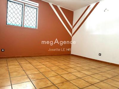 Maison de village - 64 m² - 3 pièces