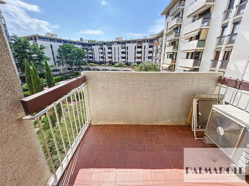 Appartement - 98 m² - 4 pièces