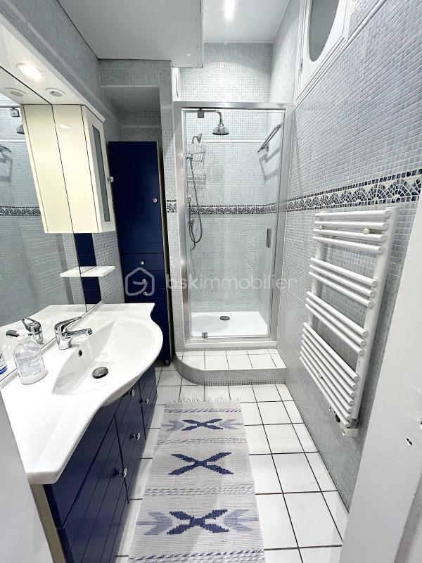 Appartement - 85 m² - 4 pièces