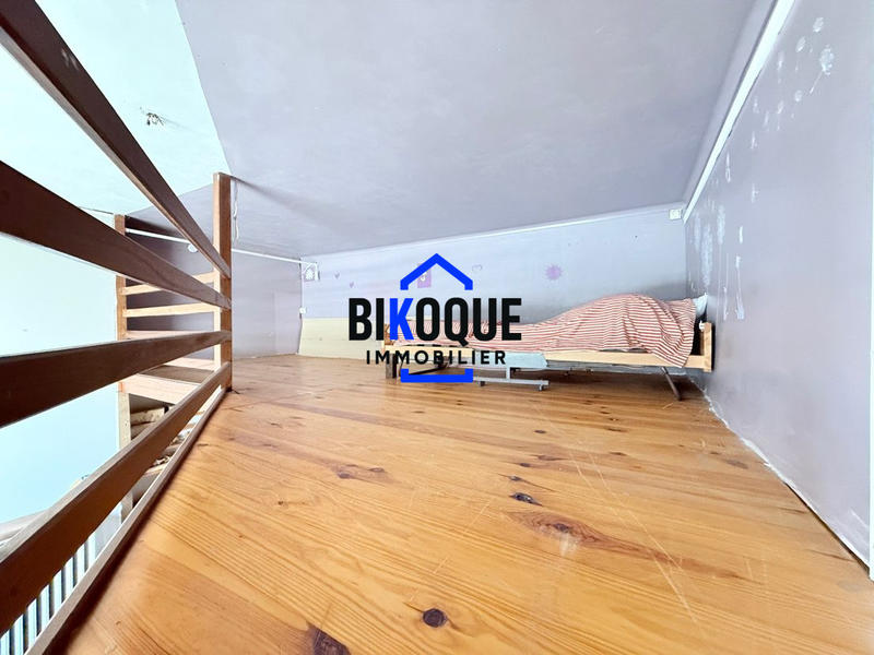 Appartement - 94 m² - 4 pièces