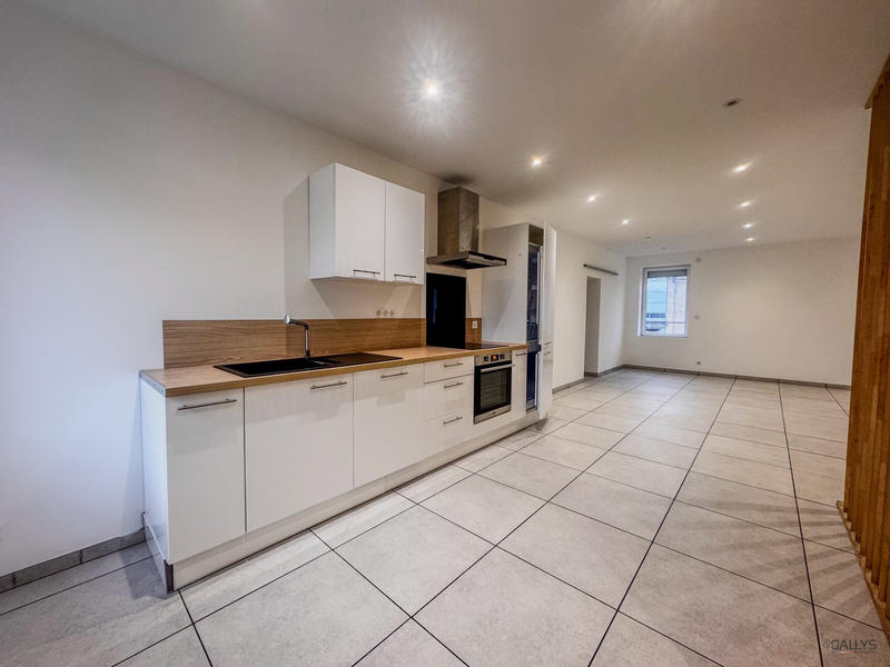 Duplex - 81 m² - 5 pièces