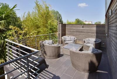 Maison - 182 m² - 8 pièces