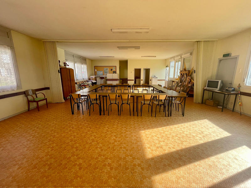 Maison - 307 m² - 7 pièces