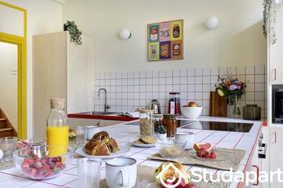 Chambre - 10 m² - 1 pièce