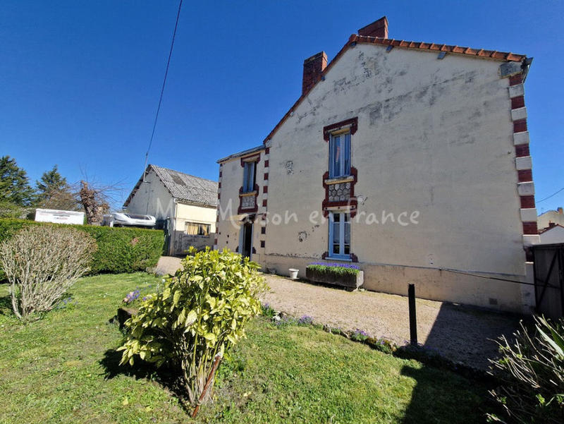 Maison - 152 m² - 8 pièces