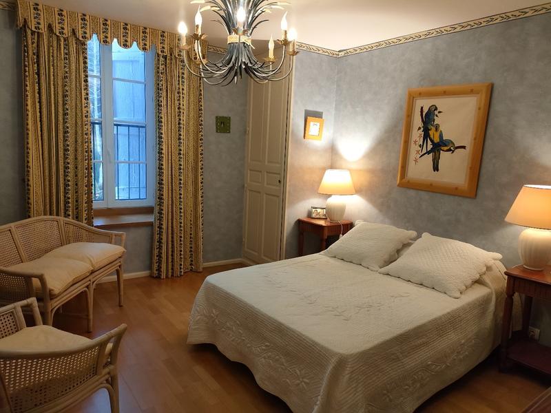 Propriété - 500 m² - 15 pièces