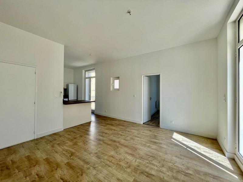 Immeuble - 8 pièces