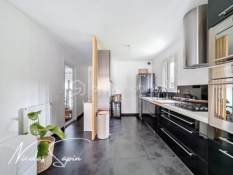 Maison - 102 m² - 5 pièces