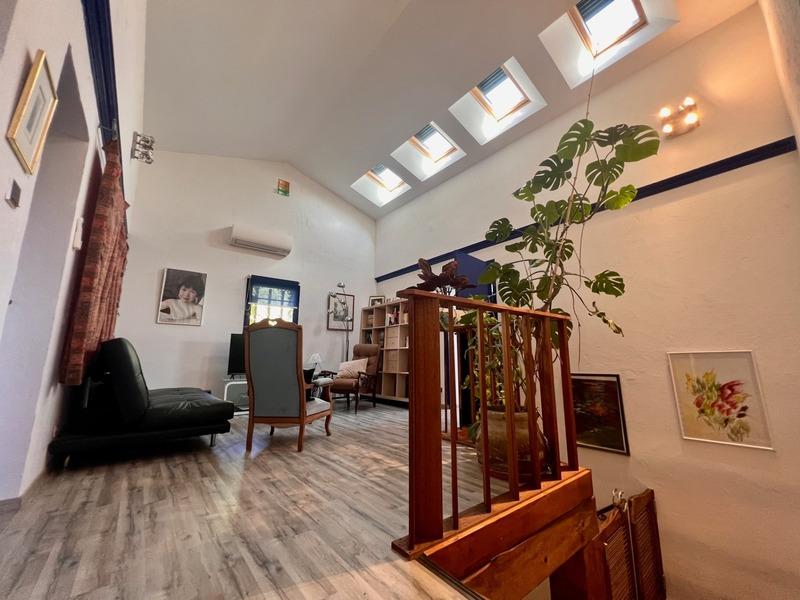 Maison - 196 m² - 6 pièces