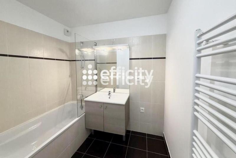 Appartement - 87 m² - 4 pièces