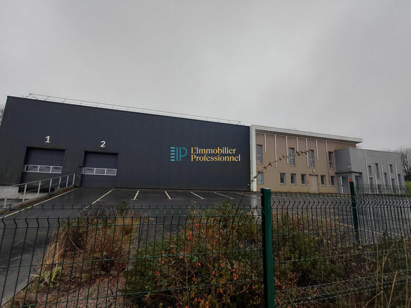 Local d'activités - 860 m²