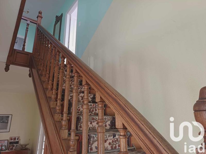 Maison - 241 m² - 8 pièces