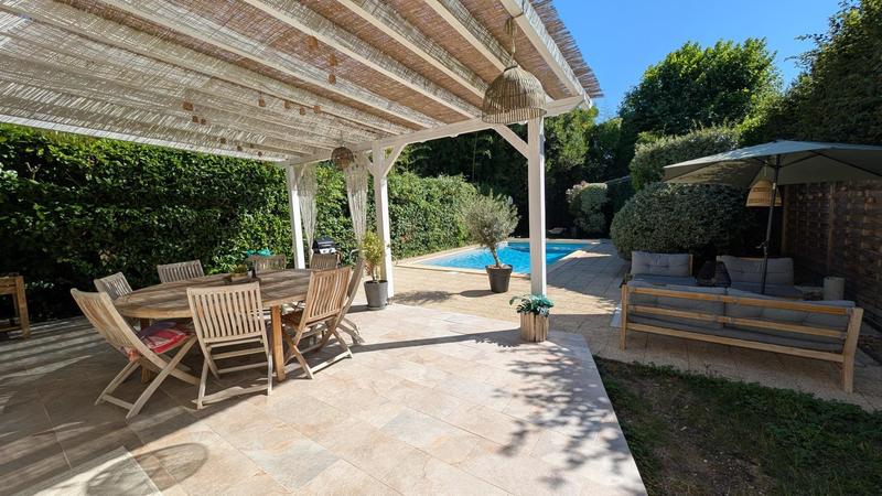 Maison - 187 m² - 5 pièces