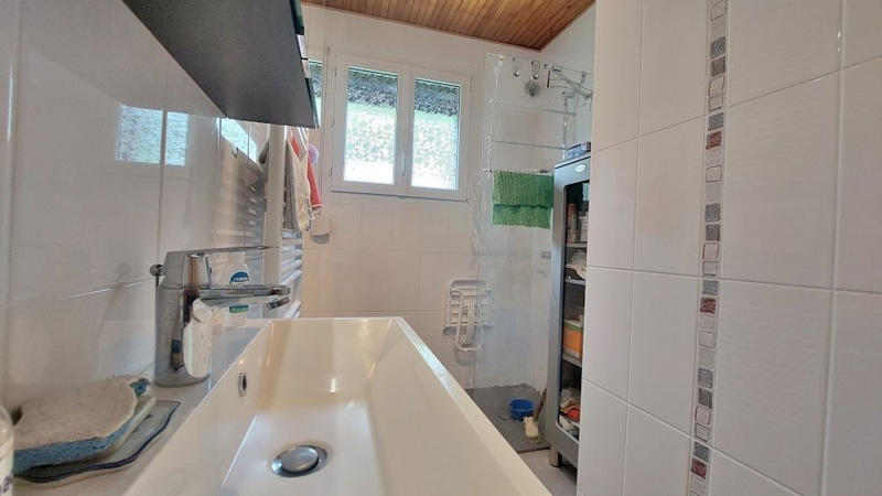 Maison - 93 m² - 7 pièces