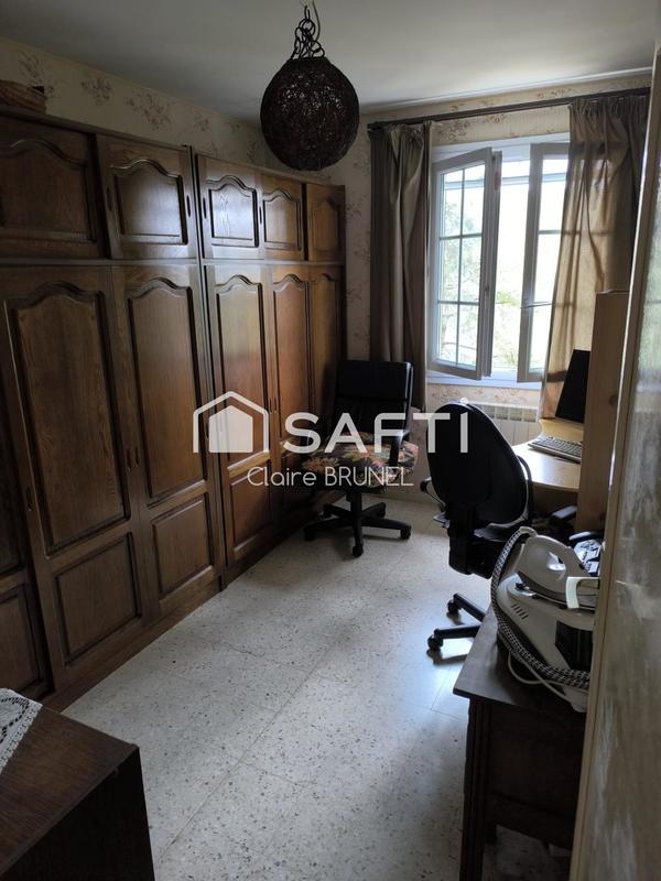 Maison - 93 m² - 5 pièces