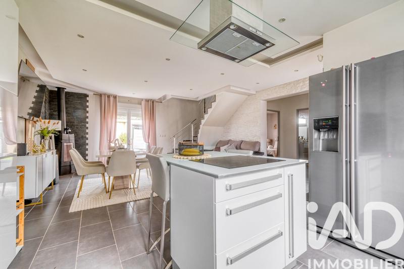 Maison - 153 m² - 6 pièces