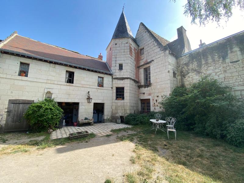 Maison - 213 m² - 9 pièces