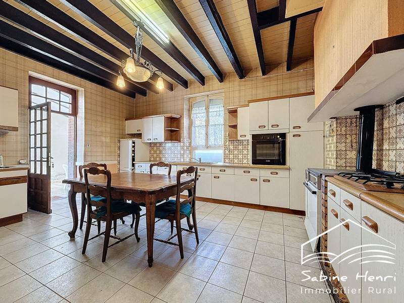 Maison ancienne - 215 m² - 8 pièces