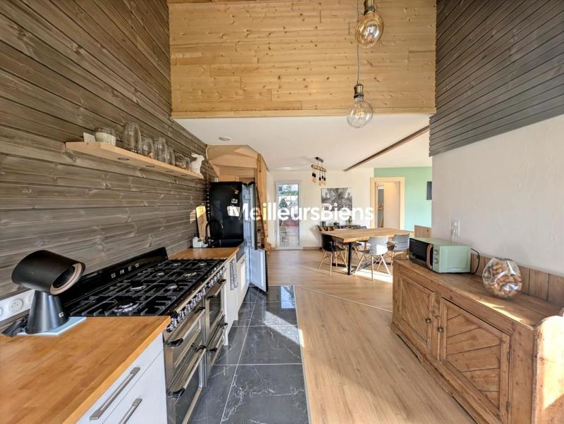 Maison - 85 m² - 4 pièces