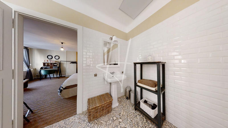 Appartement - 65 m² - 2 pièces