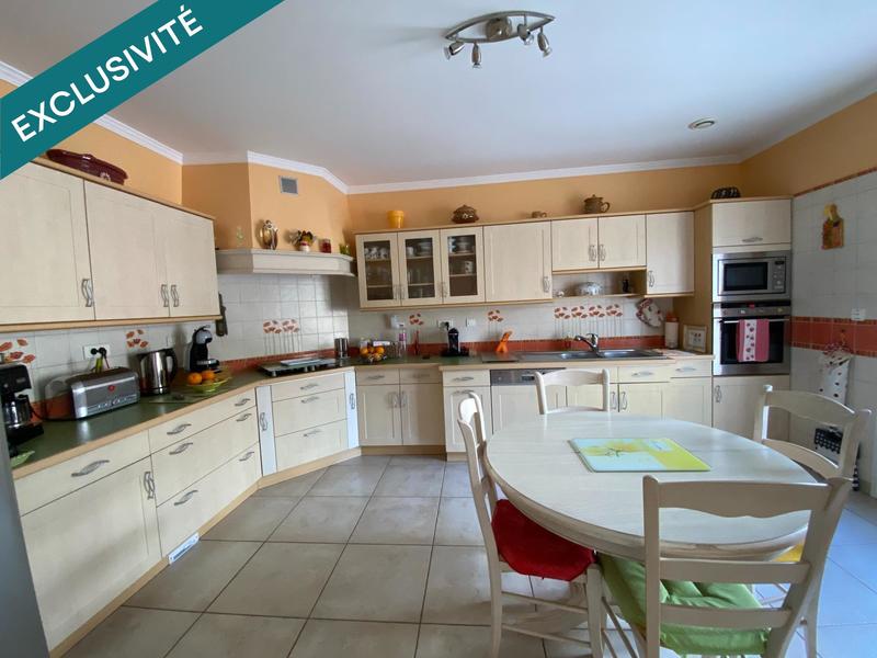 Villa - 175 m² - 6 pièces