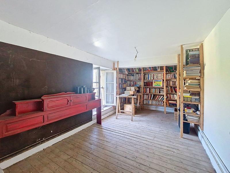 Maison - 180 m² - 5 pièces