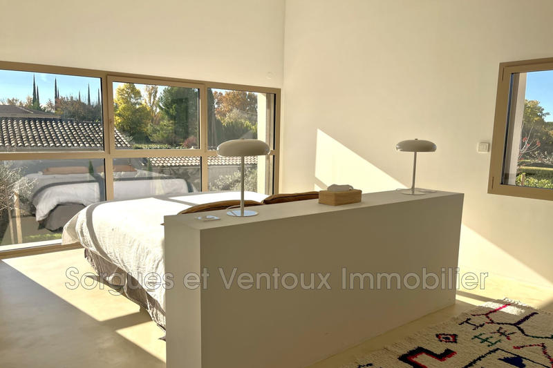 Villa - 181 m² - 6 pièces