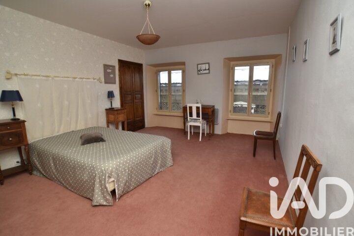 Appartement - 113 m² - 5 pièces