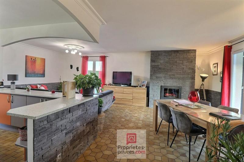 Maison - 100 m² - 5 pièces