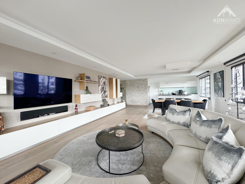 Appartement - 163 m² - 5 pièces