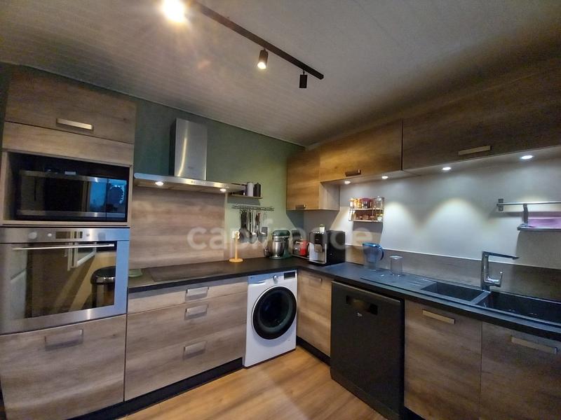 Maison - 138 m² - 8 pièces