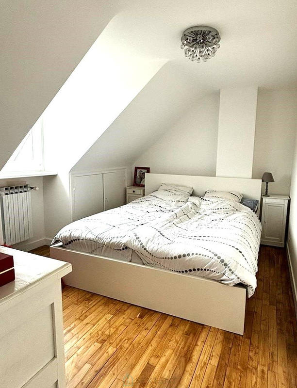 Maison - 110 m² - 6 pièces