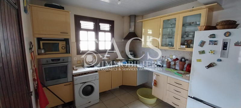 Maison - 88 m² - 4 pièces