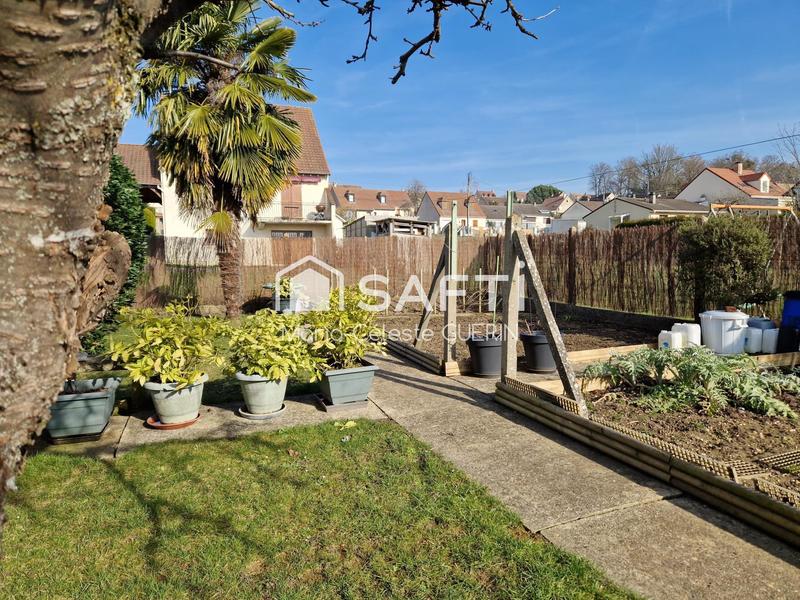 Maison - 104 m² - 6 pièces