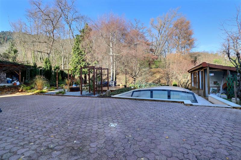 Villa - 160 m² - 6 pièces