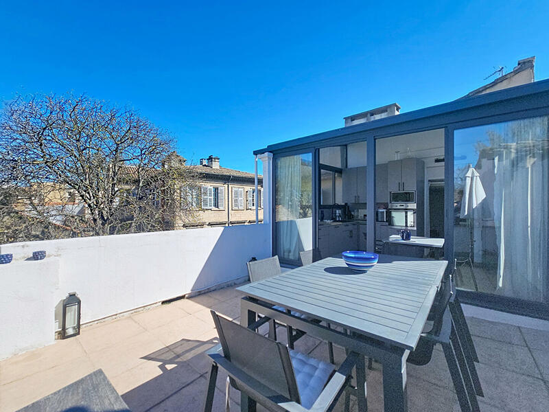 Appartement - 82 m² - 3 pièces