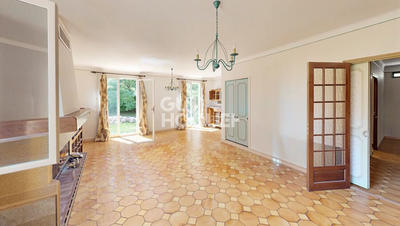 Maison - 131 m² - 6 pièces