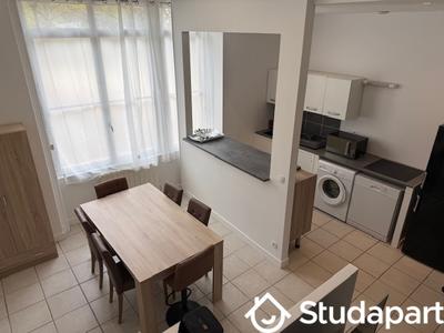 Appartement - 70 m² - 2 pièces