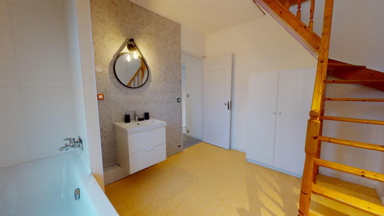 Maison - 107 m² - 5 pièces