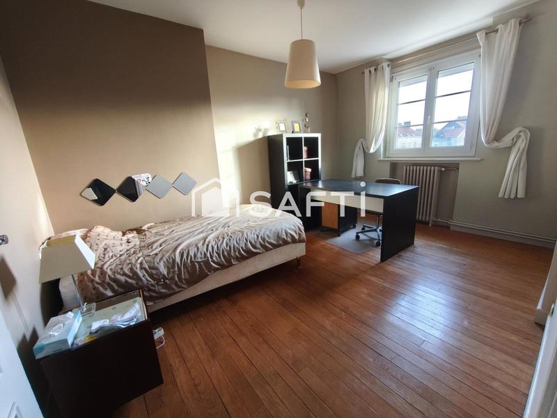 Maison - 194 m² - 7 pièces