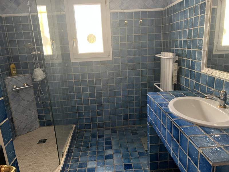 Maison - 200 m² - 6 pièces