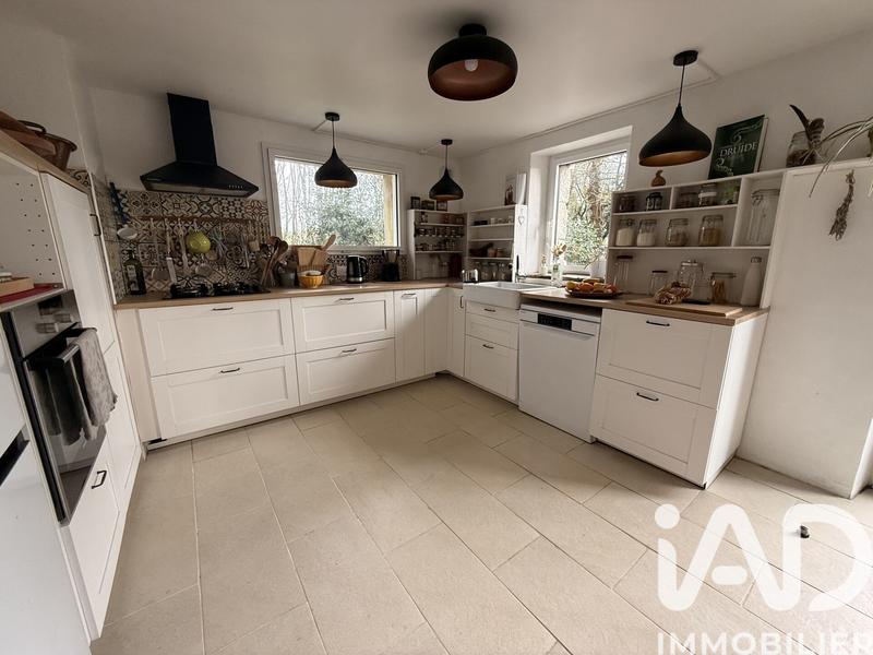 Maison - 141 m² - 6 pièces