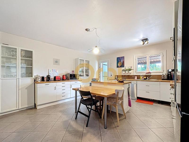 Maison - 160 m² - 5 pièces