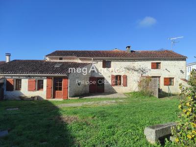 Maison de village - 175 m² - 8 pièces