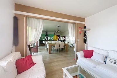 Appartement - 79 m² - 4 pièces