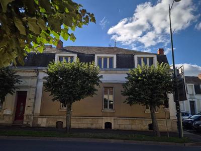 Maison - 198 m² - 7 pièces