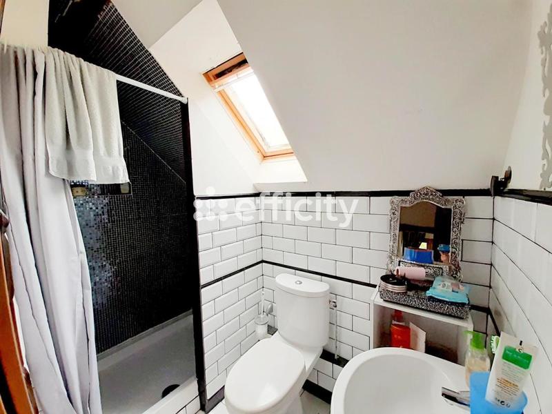 Maison - 130 m² - 4 pièces