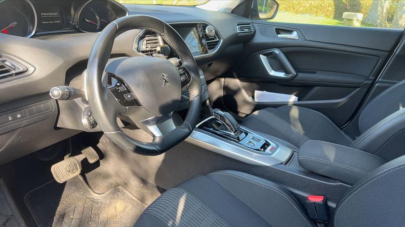 Peugeot 308 1.5 BlueHDi 130 Eat8 Allure Pack