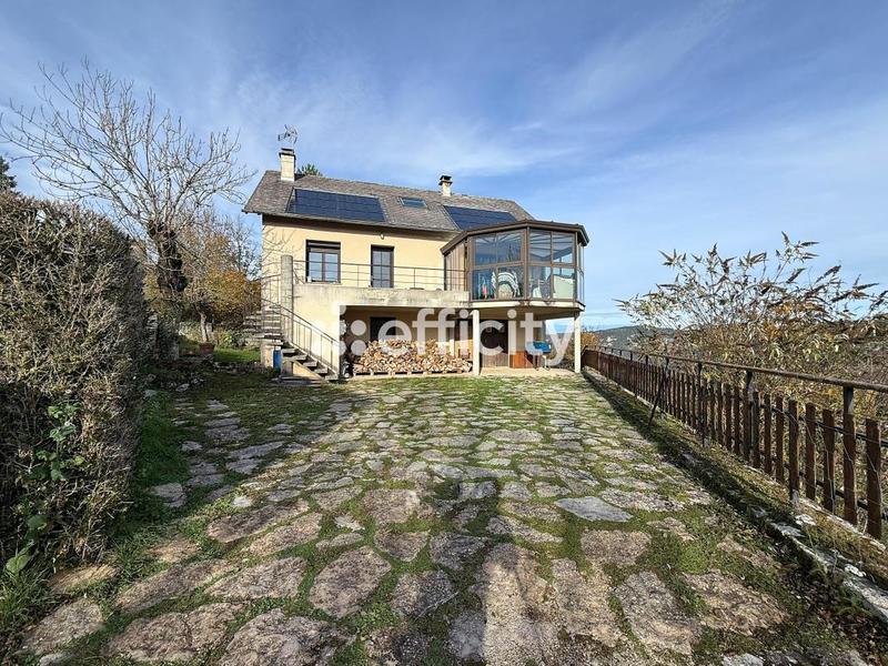 Pavillon - 111 m² - 5 pièces