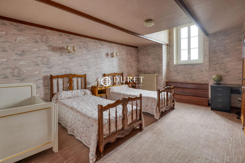 Maison - 195 m² - 7 pièces